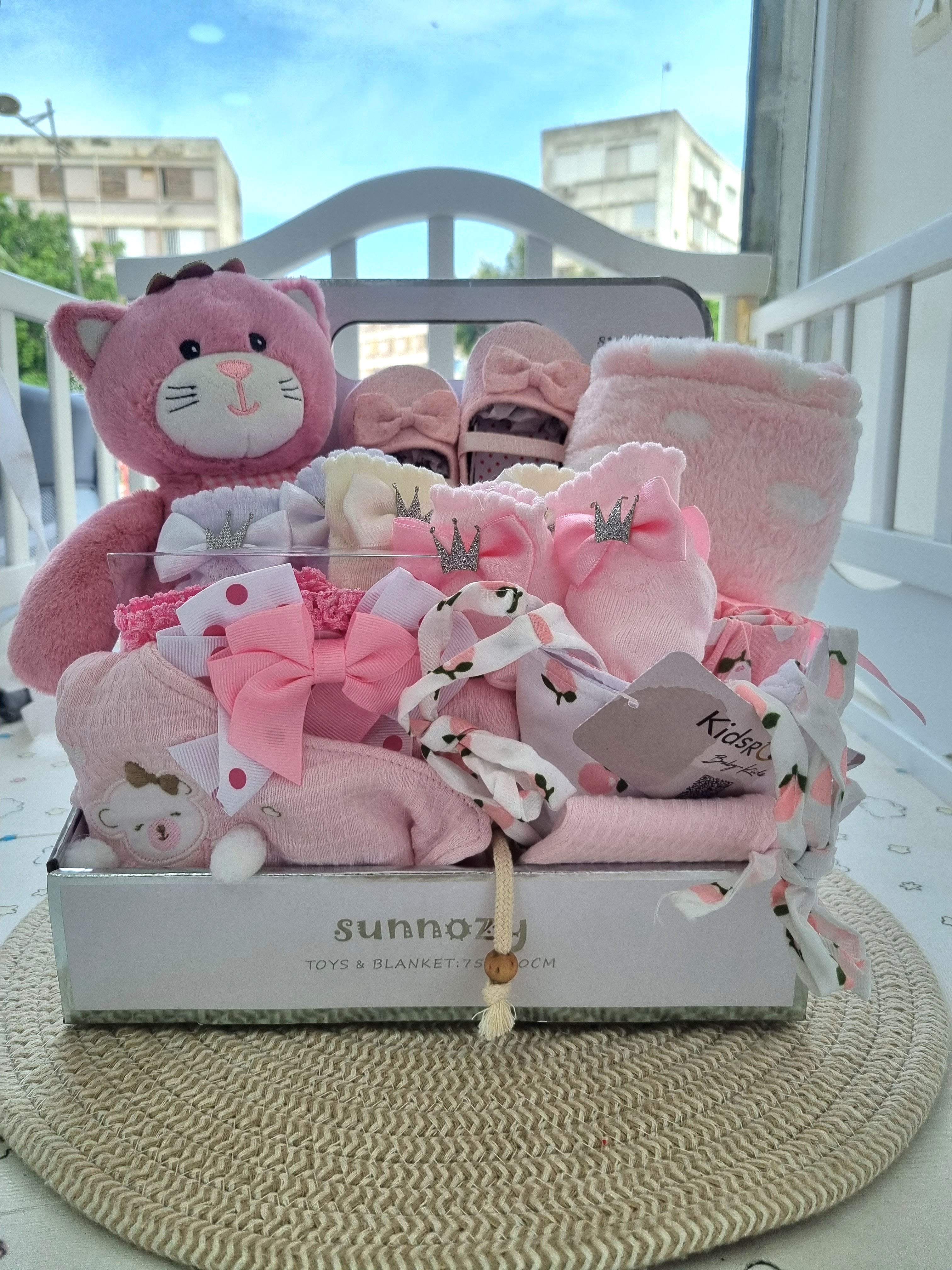 Coffret cadeaux de naissance Fille