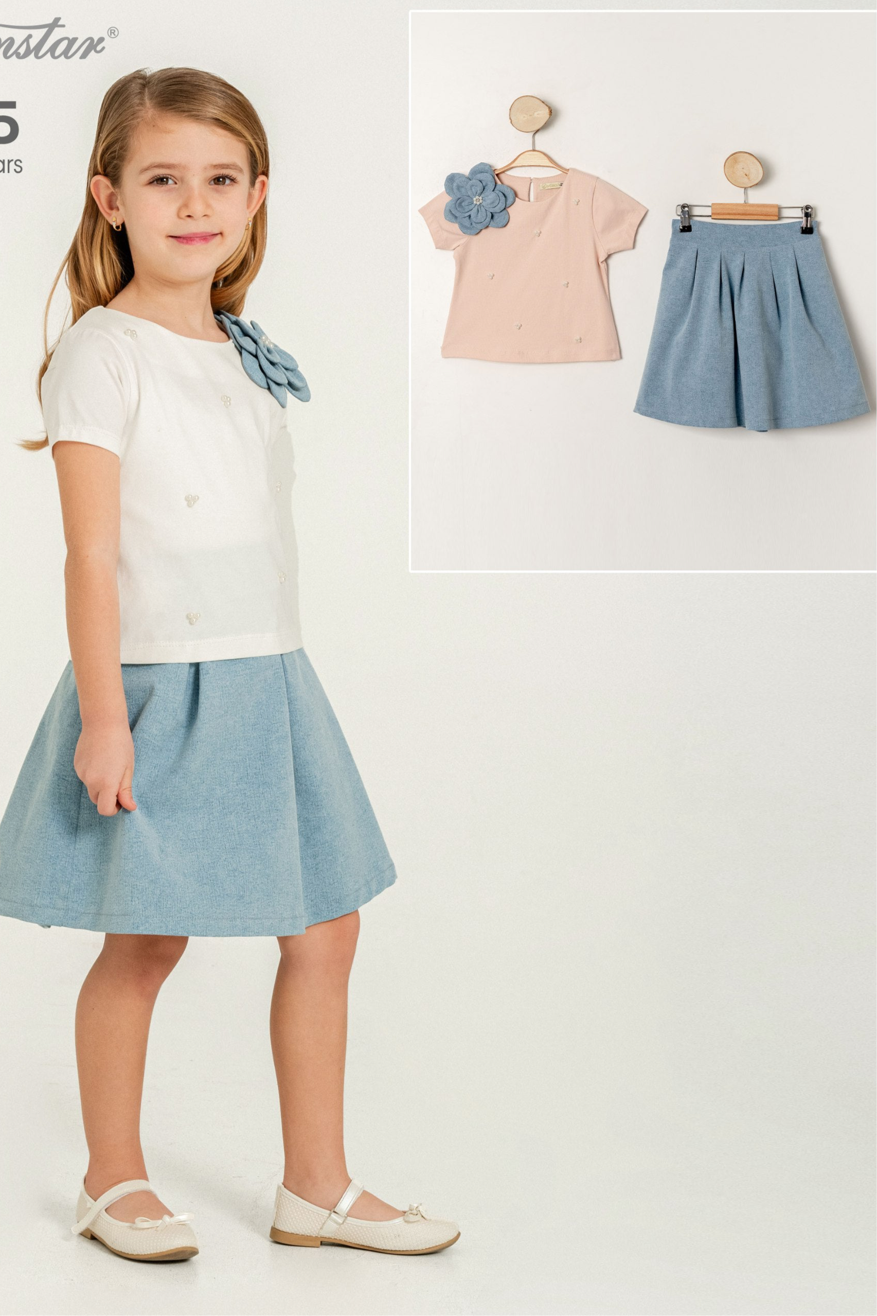 Ensemble T-shirt Fleur & Jupe en Jean