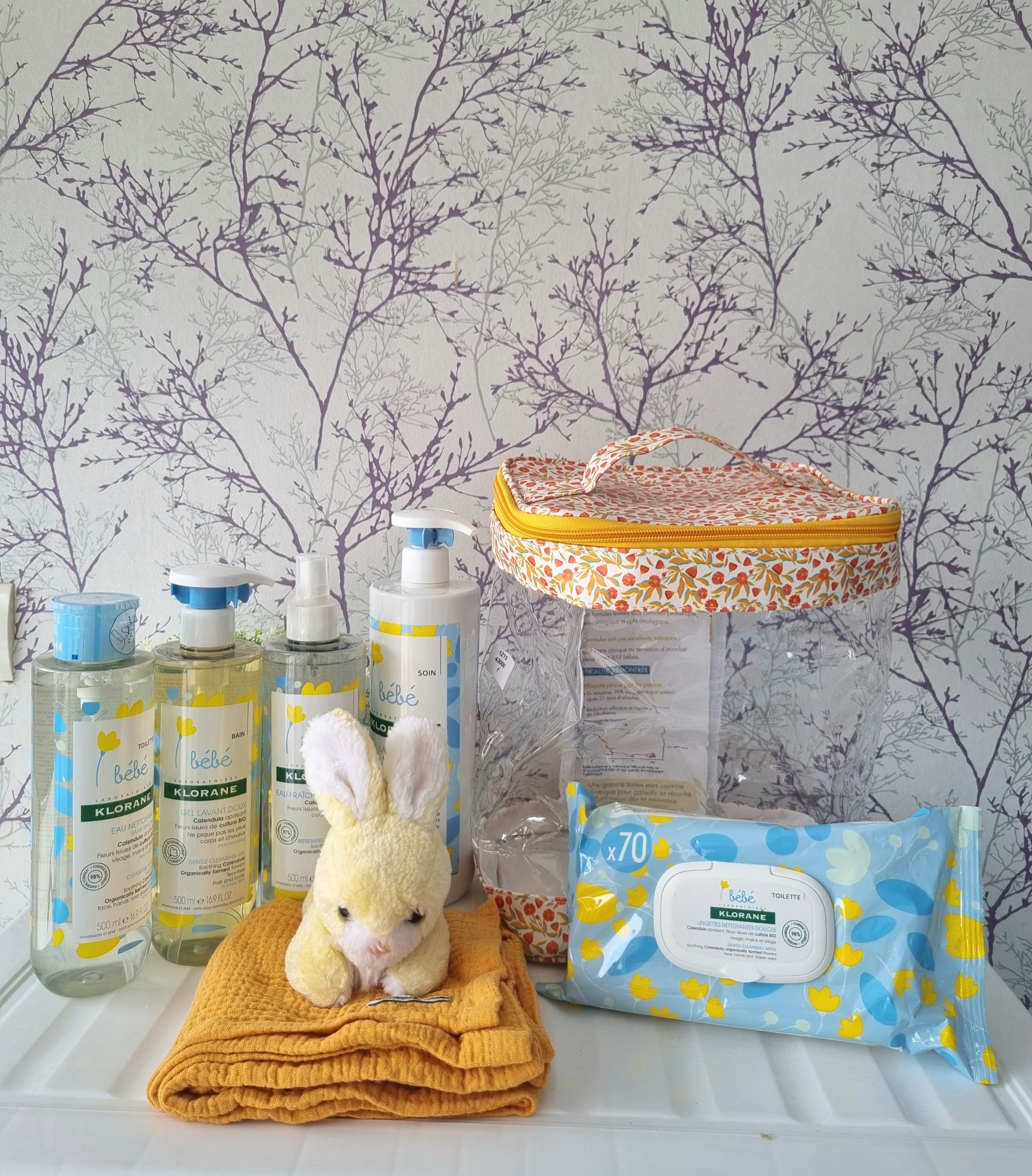 coffret de naissance krolane + trousse  et doudou offert