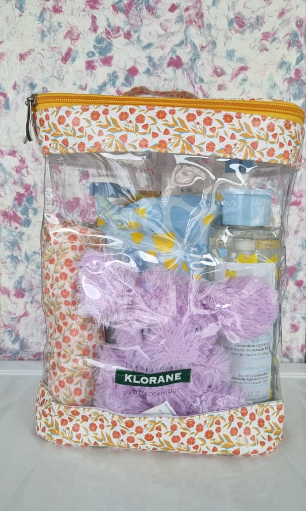 coffret de naissance krolane + trousse  et doudou offert