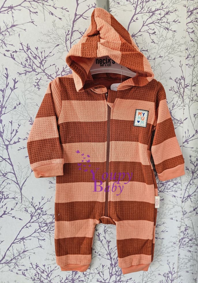 Combinaison à capuche