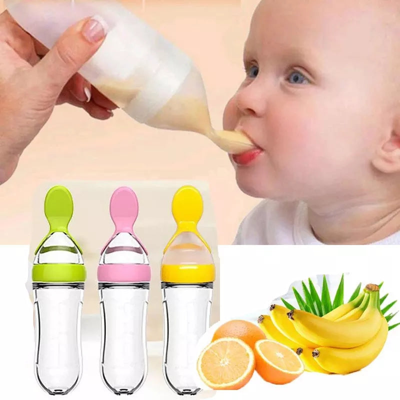 Lait En Poudre Pour Bébé En Cuillère De Mesure Près Des Biberons Sur Fond  De Menthe Image stock - Image du alimenter, monnayage: 209381563